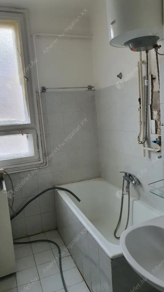 Kiadó albérlet 165000 Ft/hó áron: Budapest, XIV. kerület  Mogyoródi út. Mérete: 44 nm, 2 szobás | Alberlet.hu - 6591406