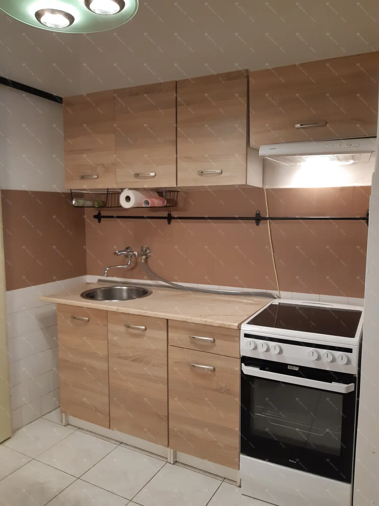 Kiadó albérlet 180000 Ft/hó áron: Budapest, XIV. kerület  Nagy Lajos király útja. Mérete: 32 nm, 1 szobás | Alberlet.hu - 6561107