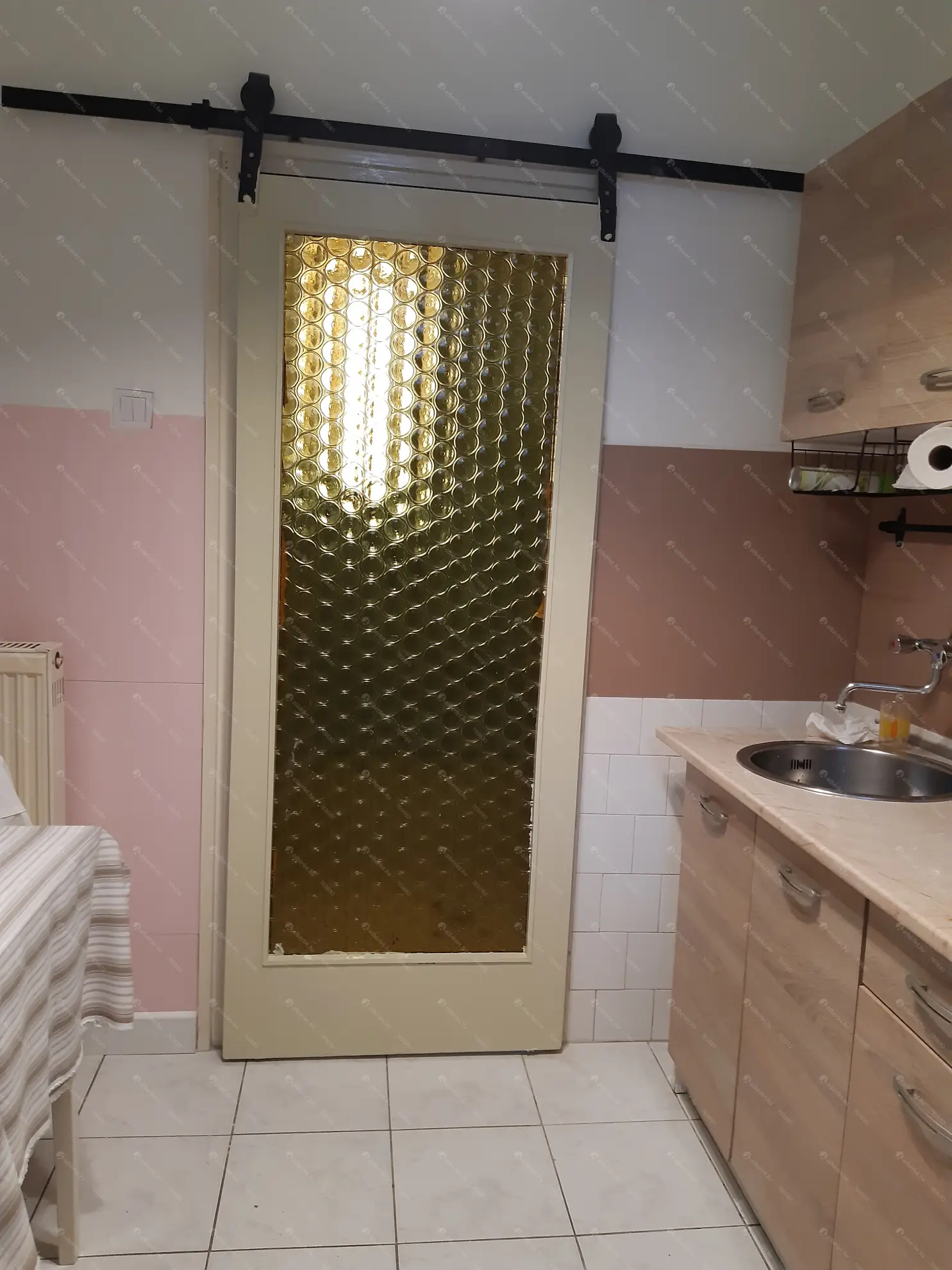 Kiadó albérlet 180000 Ft/hó áron: Budapest, XIV. kerület  Nagy Lajos király útja. Mérete: 32 nm, 1 szobás | Alberlet.hu - 6561124