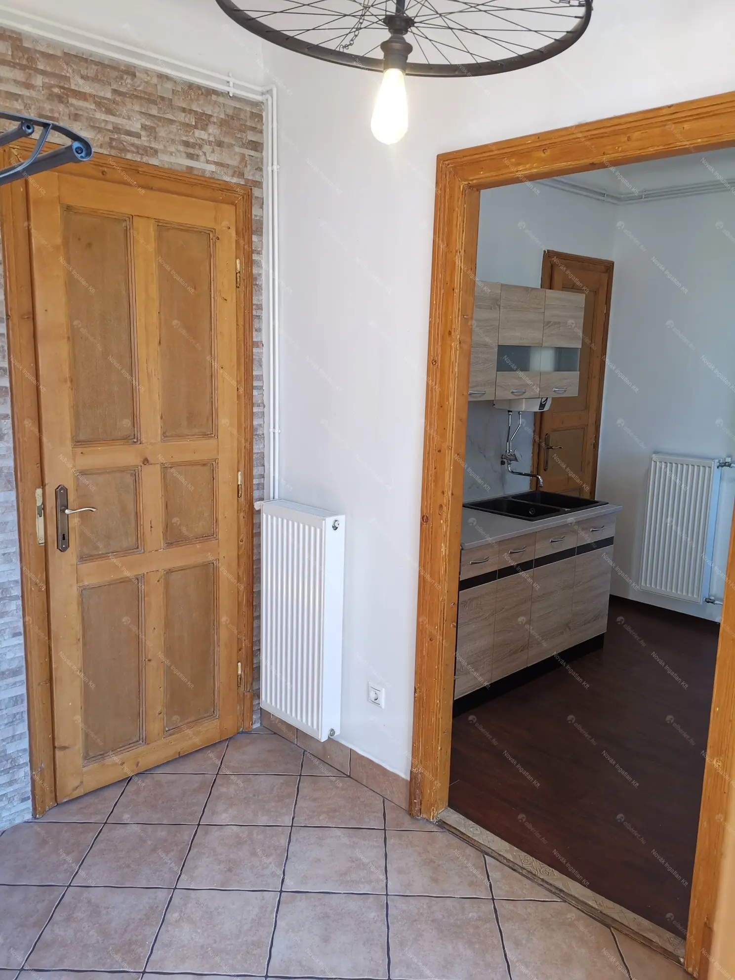 Kiadó albérlet 190000 Ft/hó áron: Budapest, XIV. kerület  Nagy Lajos király útja. Mérete: 40 nm, 1 szobás | Alberlet.hu - 6652816