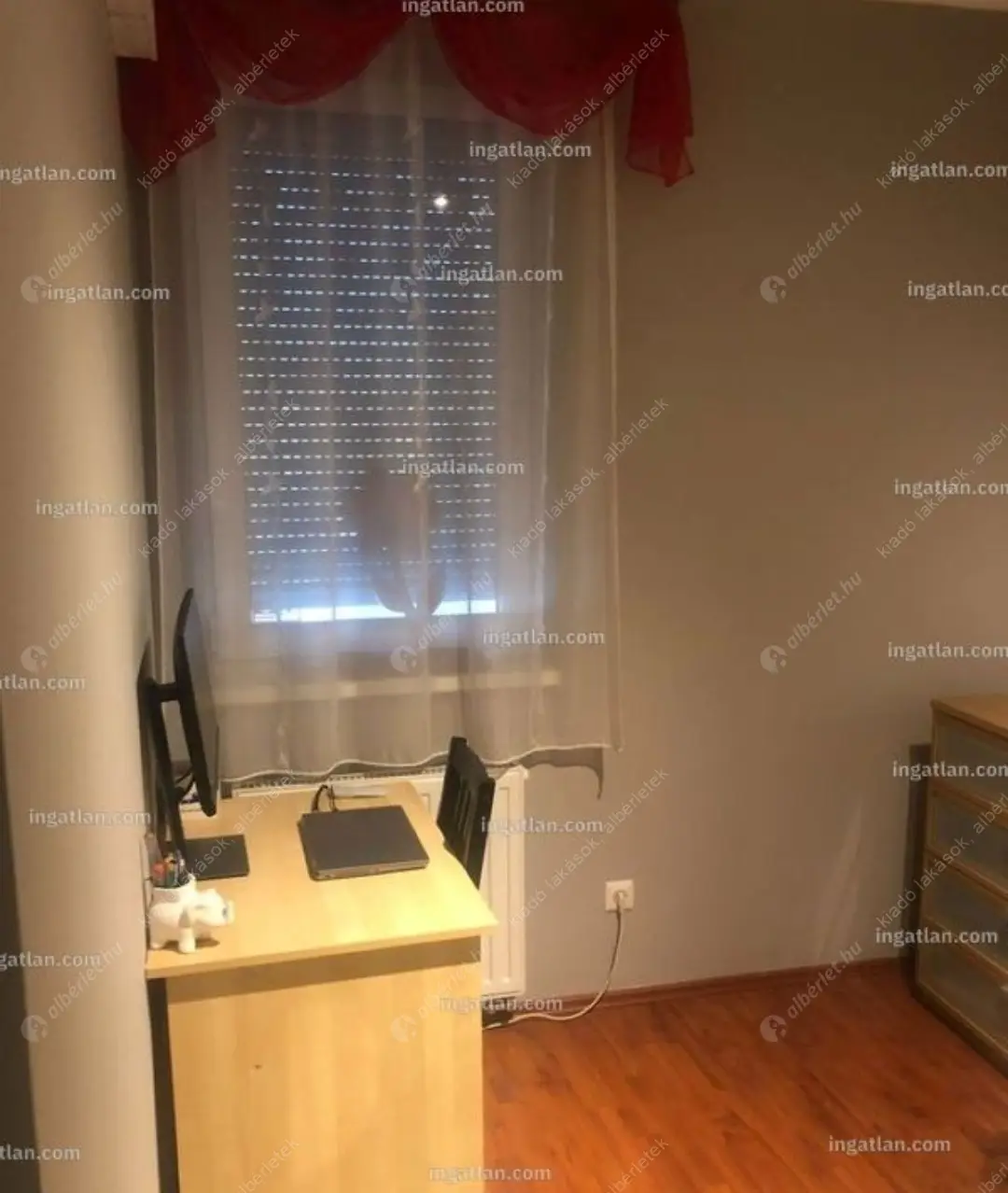 Kiadó albérlet 260000 Ft/hó áron: Budapest, XIV. kerület  Nagy Lajos király útja. Mérete: 50 nm, 2 szobás | Alberlet.hu - 6621134