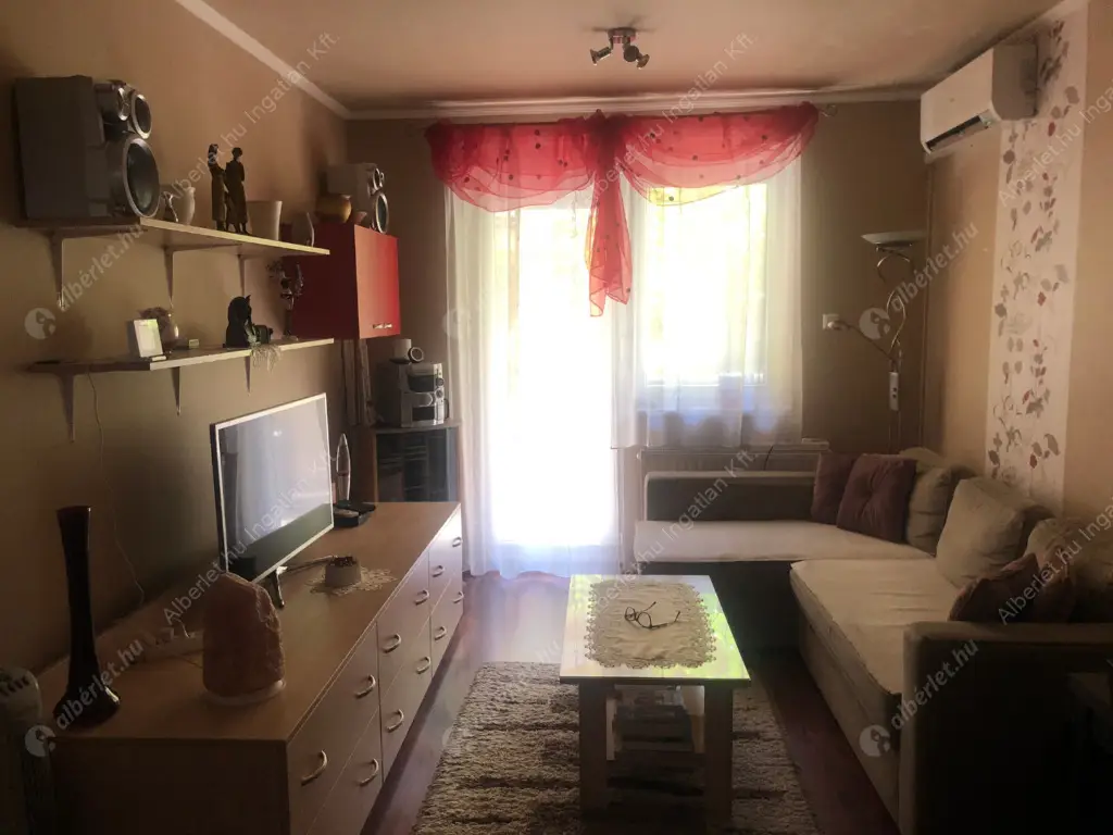 Kiadó albérlet 260000 Ft/hó áron: Budapest, XIV. kerület  Nagy Lajos király útja. Mérete: 50 nm, 2 szobás | Alberlet.hu - 6626356