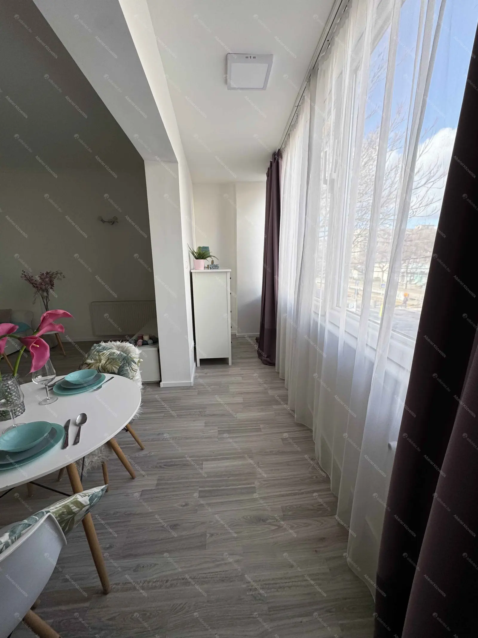 Kiadó albérlet 260000 Ft/hó áron: Budapest, XIV. kerület  Nagy Lajos király útja. Mérete: 53 nm, 1 szobás | Alberlet.hu - 6662238