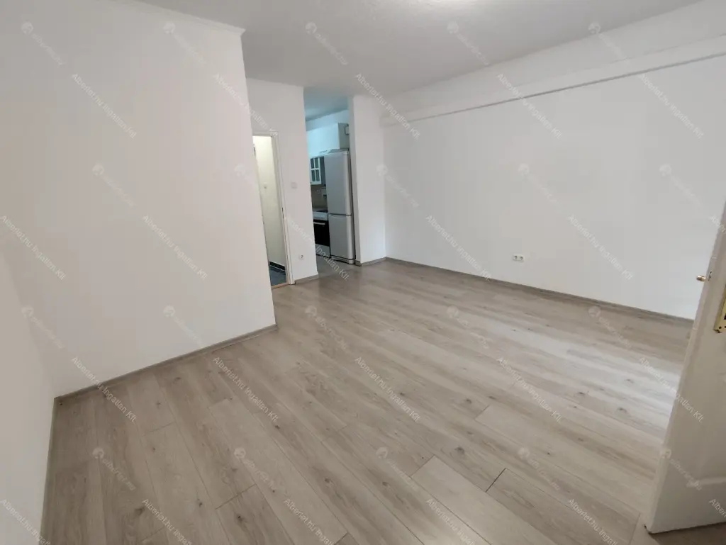 Kiadó albérlet 250000 Ft/hó áron: Budapest, XIV. kerület  Nagy Lajos király útja. Mérete: 55 nm, 2 szobás | Alberlet.hu - 6643106