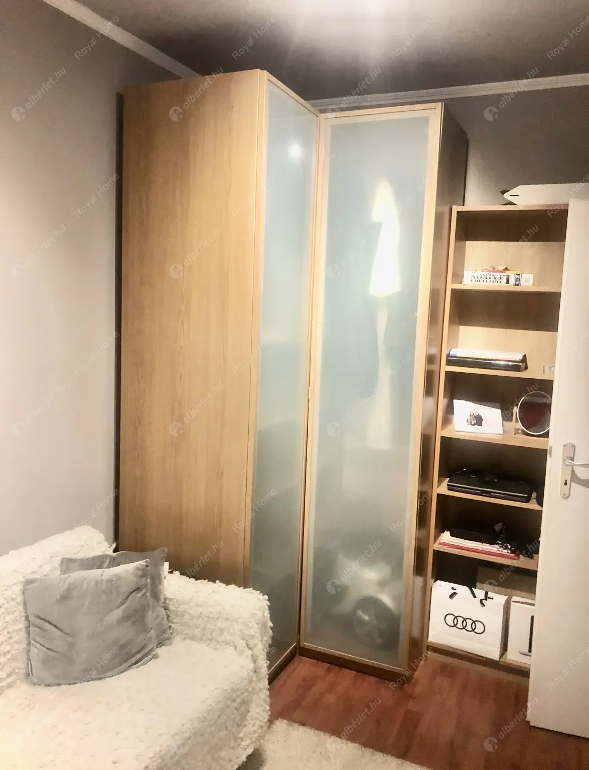 Kiadó albérlet 260000 Ft/hó áron: Budapest, XIV. kerület  Nagy Lajos király útja. Mérete: 60 nm, 2 szobás | Alberlet.hu - 6630481