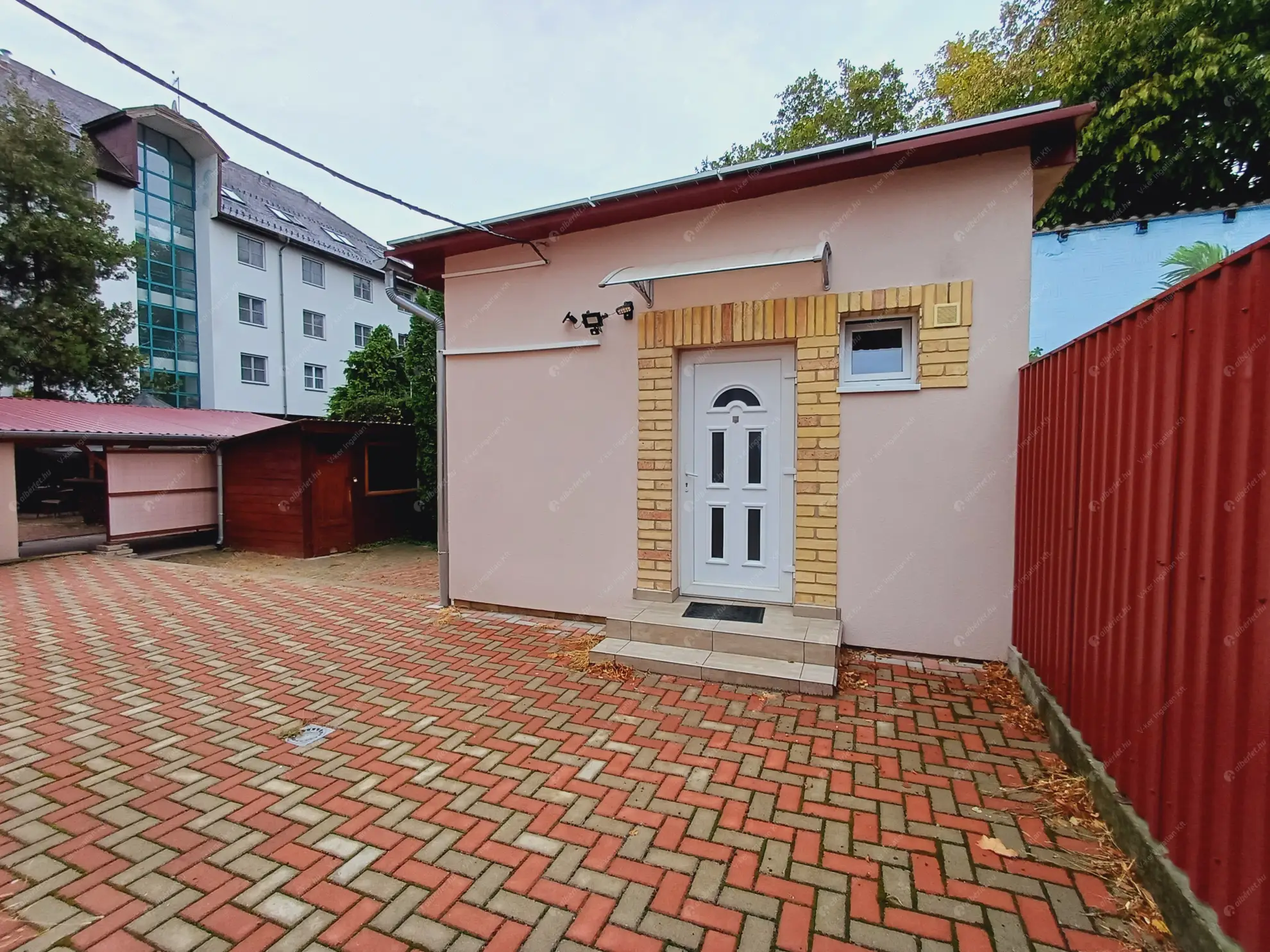 Kiadó albérlet 150000 Ft/hó áron: Budapest, XIV. kerület  Orbó utca. Mérete: 25 nm, 1 szobás | Alberlet.hu - 6601373