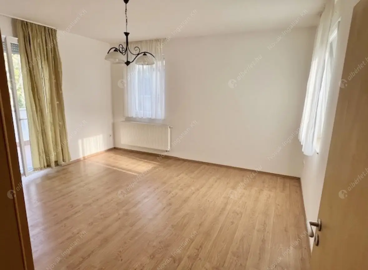 Kiadó albérlet 450000 Ft/hó áron: Budapest, XIV. kerület  Öv utca. Mérete: 120 nm, 5 szobás | Alberlet.hu - 6588911