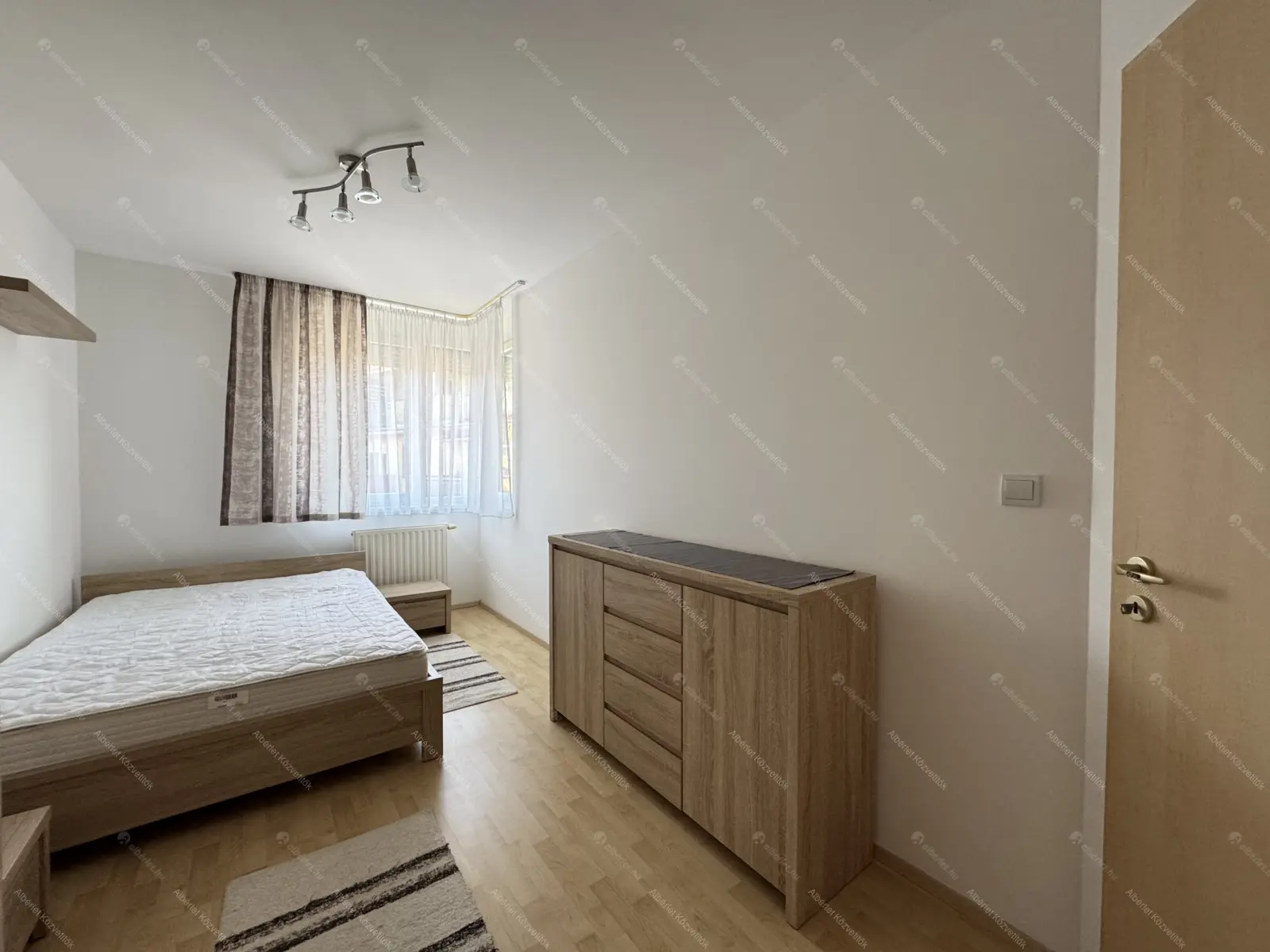 Kiadó albérlet 240000 Ft/hó áron: Budapest, XIV. kerület  Öv utca. Mérete: 42 nm, 1 szobás | Alberlet.hu - 6702655