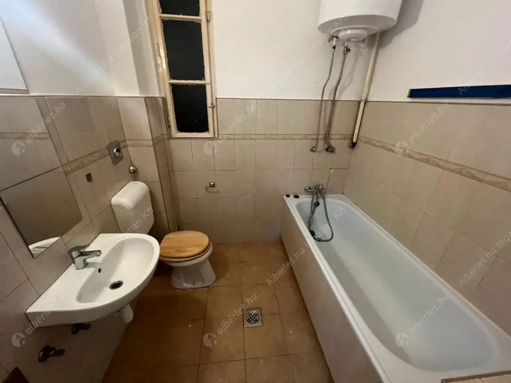 Kiadó albérlet 160000 Ft/hó áron: Budapest, XIV. kerület  Padlizsán utca. Mérete: 29 nm, 1 szobás | Alberlet.hu - 5943986