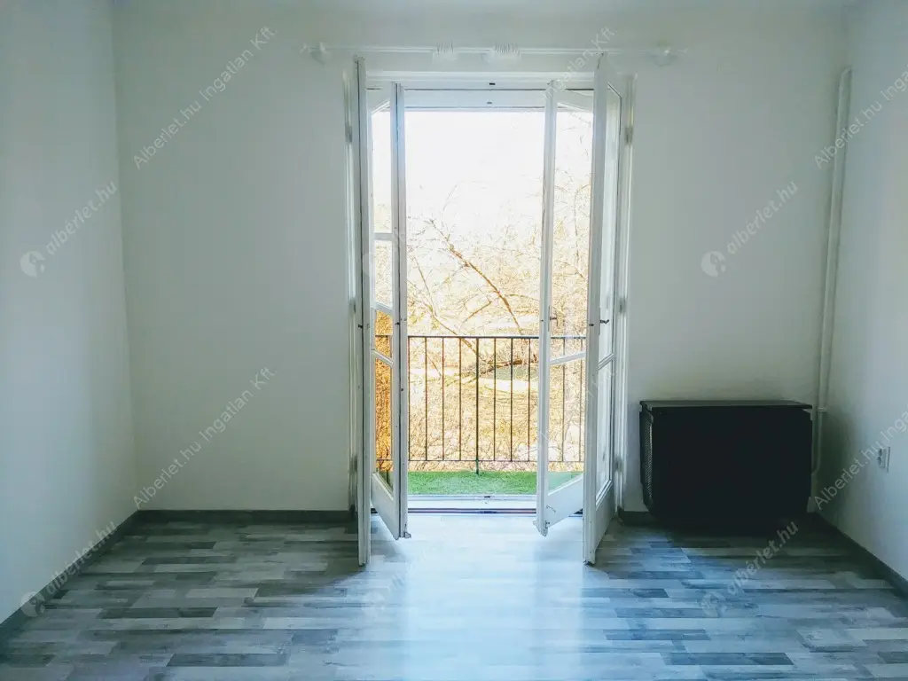 Kiadó albérlet 170000 Ft/hó áron: Budapest, XIV. kerület  Padlizsán utca. Mérete: 39 nm, 1 szobás | Alberlet.hu - 6573074