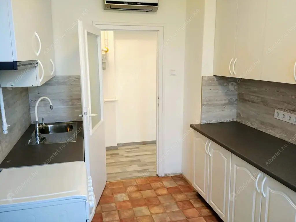 Kiadó albérlet 170000 Ft/hó áron: Budapest, XIV. kerület  Padlizsán utca. Mérete: 39 nm, 1 szobás | Alberlet.hu - 6573080