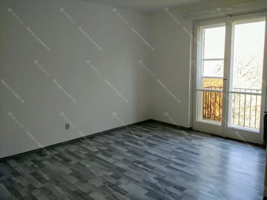 Kiadó albérlet 170000 Ft/hó áron: Budapest, XIV. kerület  Padlizsán utca. Mérete: 39 nm, 1 szobás | Alberlet.hu - 6694016