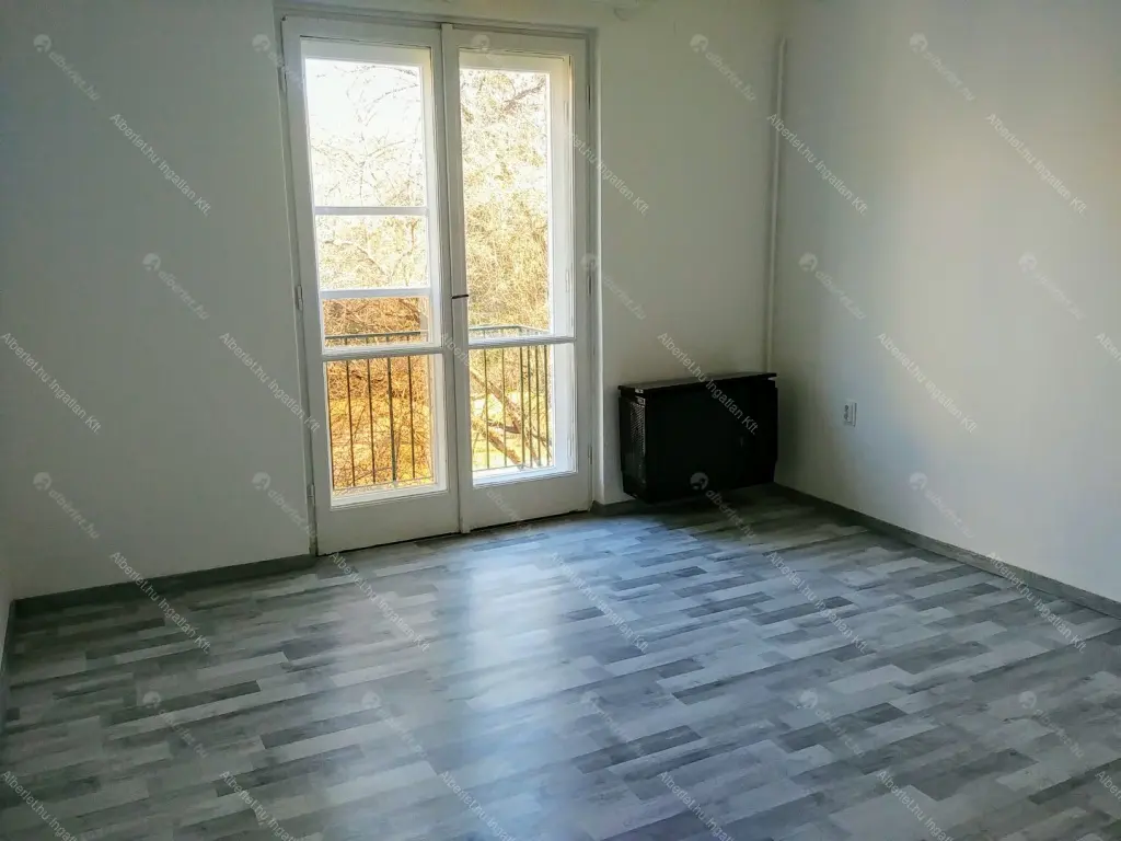 Kiadó albérlet 170000 Ft/hó áron: Budapest, XIV. kerület  Padlizsán utca. Mérete: 39 nm, 1 szobás | Alberlet.hu - 6694017