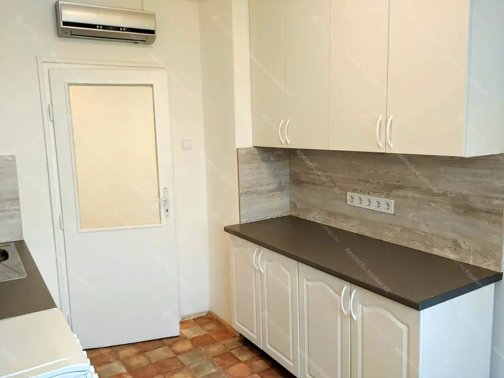 Kiadó albérlet 170000 Ft/hó áron: Budapest, XIV. kerület  Padlizsán utca. Mérete: 39 nm, 1 szobás | Alberlet.hu - 6694026