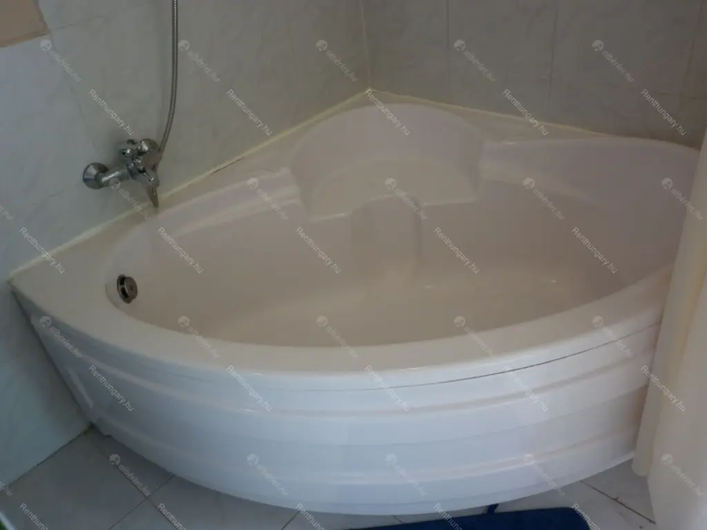 Kiadó albérlet 185000 Ft/hó áron: Budapest, XIV. kerület  Padlizsán utca. Mérete: 39 nm, 1 szobás | Alberlet.hu - 6658280