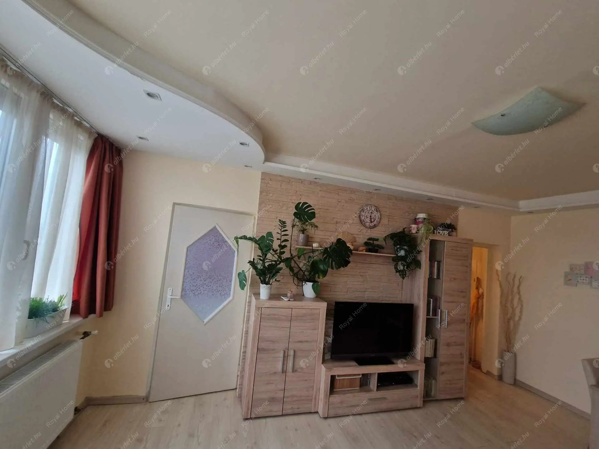 Kiadó albérlet 230000 Ft/hó áron: Budapest, XIV. kerület  Pillangó park. Mérete: 37 nm, 1 szobás | Alberlet.hu - 6426726