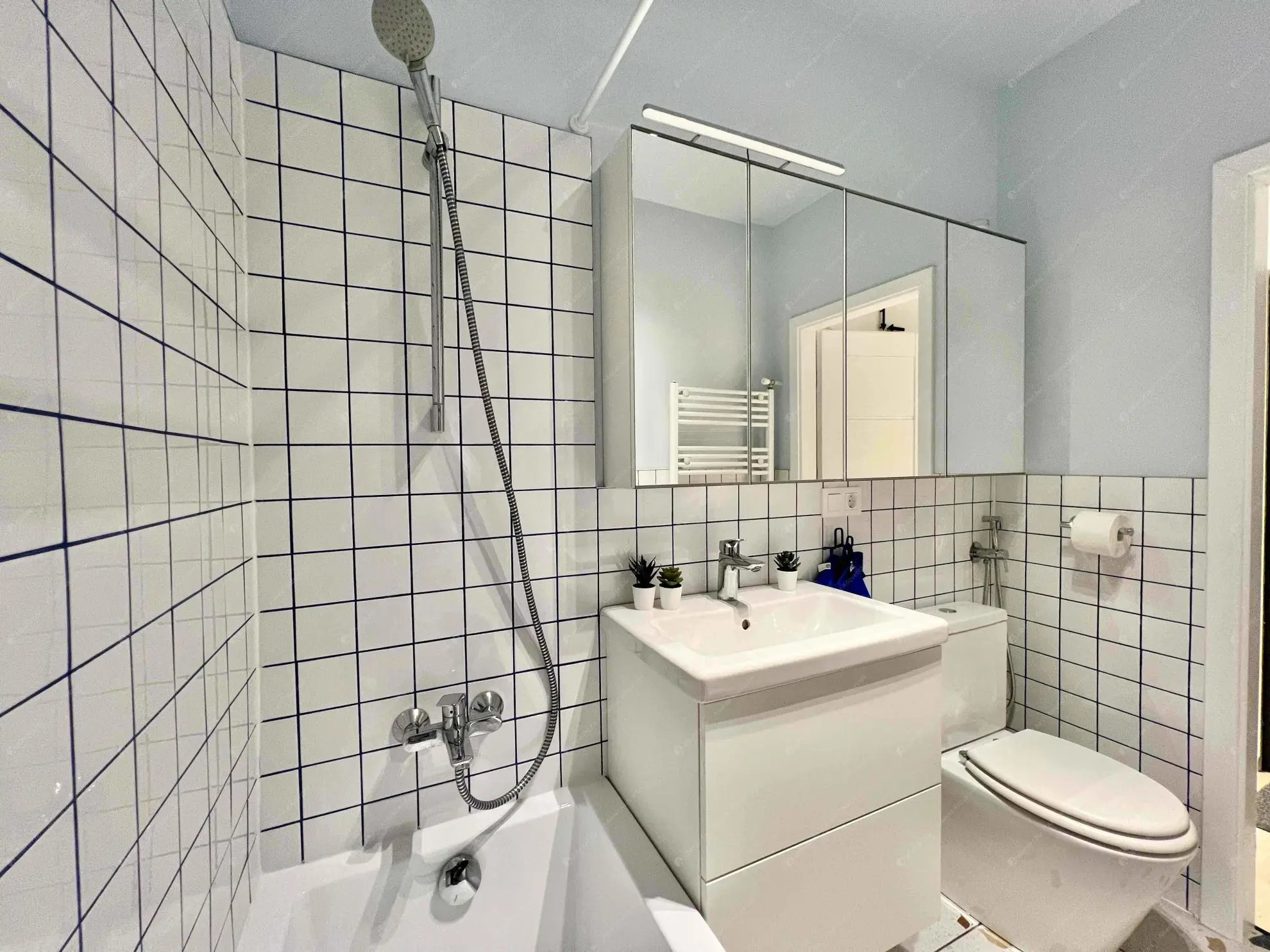 Kiadó albérlet 234000 Ft/hó áron: Budapest, XIV. kerület  Pillangó park. Mérete: 37 nm, 1 szobás | Alberlet.hu - 6629269