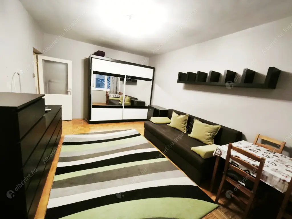 Kiadó albérlet 195000 Ft/hó áron: Budapest, XIV. kerület  Pillangó park. Mérete: 49 nm, 1 szobás | Alberlet.hu - 6629986