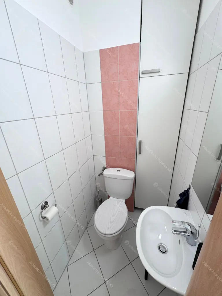 Kiadó albérlet 300000 Ft/hó áron: Budapest, XIV. kerület  Pillangó park. Mérete: 57 nm, 2 szobás | Alberlet.hu - 6640440