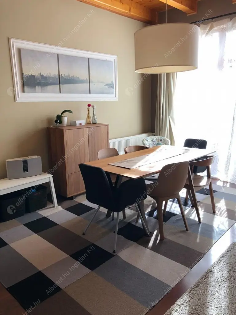 Kiadó albérlet 650000 Ft/hó áron: Budapest, XIV. kerület  Pitvar utca. Mérete: 150 nm, 4 szobás | Alberlet.hu - 6514559