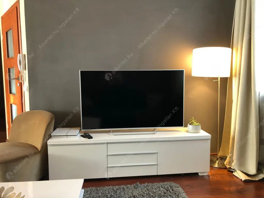 Kiadó albérlet 650000 Ft/hó áron: Budapest, XIV. kerület  Pitvar utca. Mérete: 150 nm, 4 szobás | Alberlet.hu - 6625203