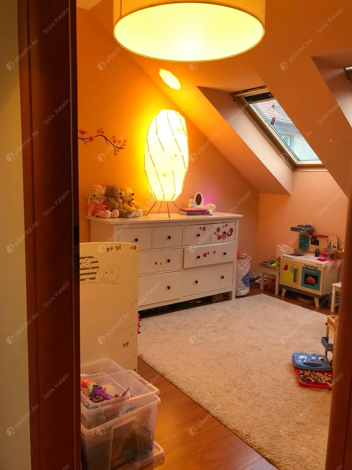 Kiadó albérlet 600000 Ft/hó áron: Budapest, XIV. kerület  Pitvar utca. Mérete: 180 nm, 4 szobás | Alberlet.hu - 6579101