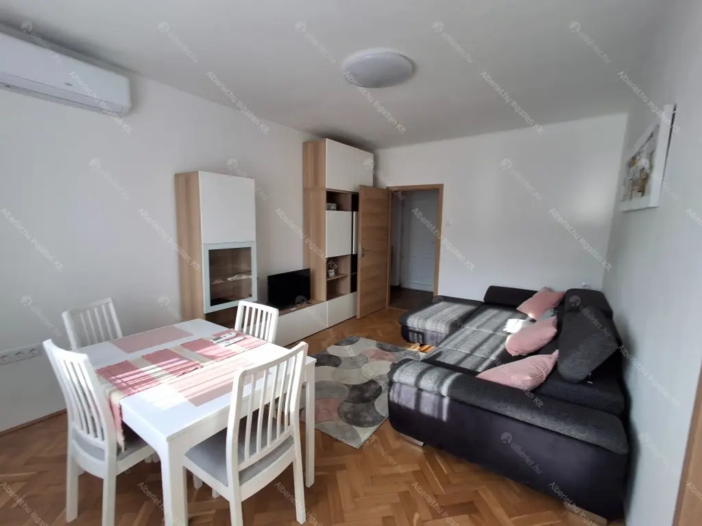 Kiadó albérlet 290000 Ft/hó áron: Budapest, XIV. kerület  Pitvar utca. Mérete: 52 nm, 2 szobás | Alberlet.hu - 6650313