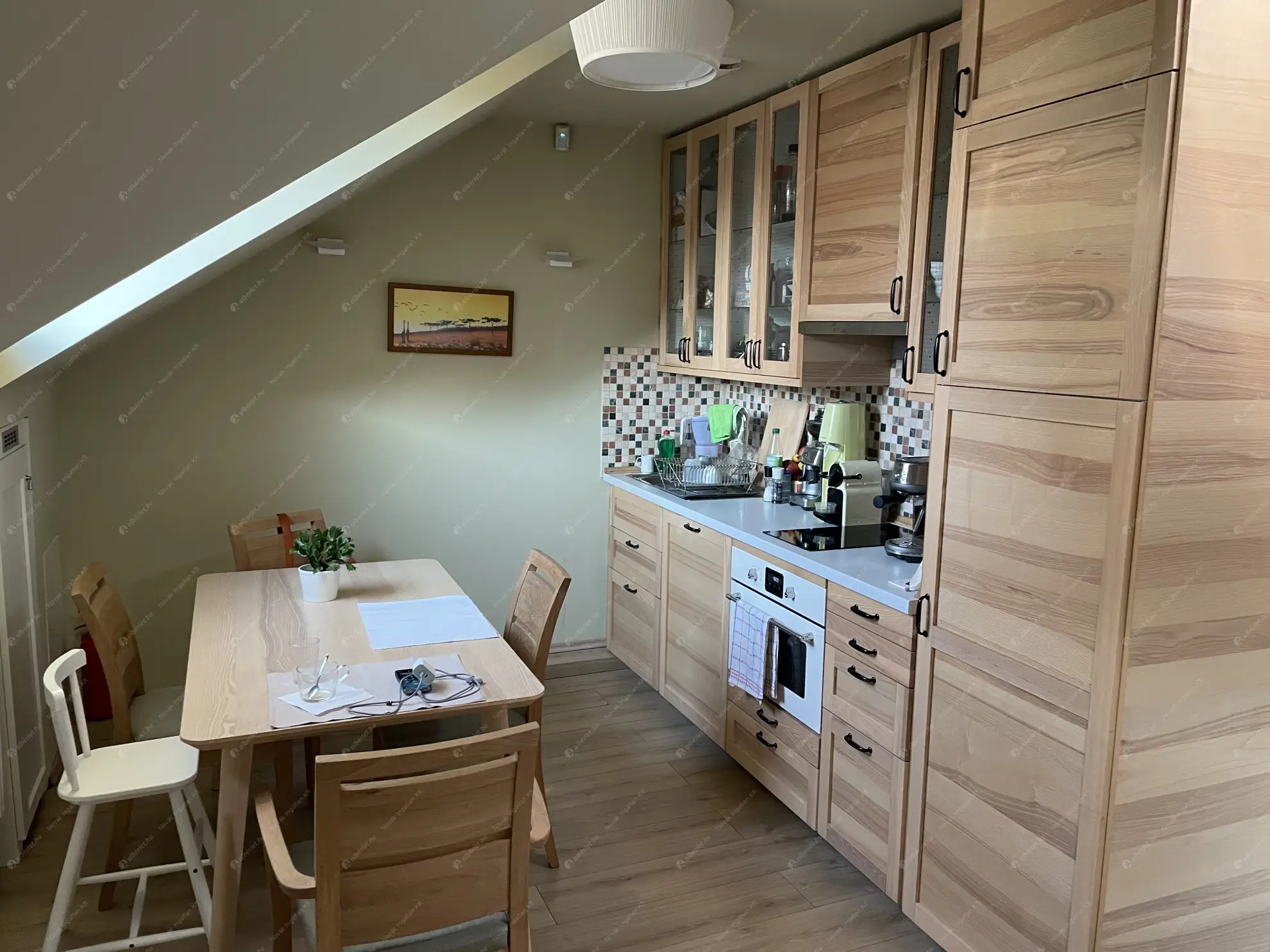 Kiadó albérlet 385000 Ft/hó áron: Budapest, XIV. kerület  Rákos tér. Mérete: 91 nm, 3 szobás | Alberlet.hu - 6574307