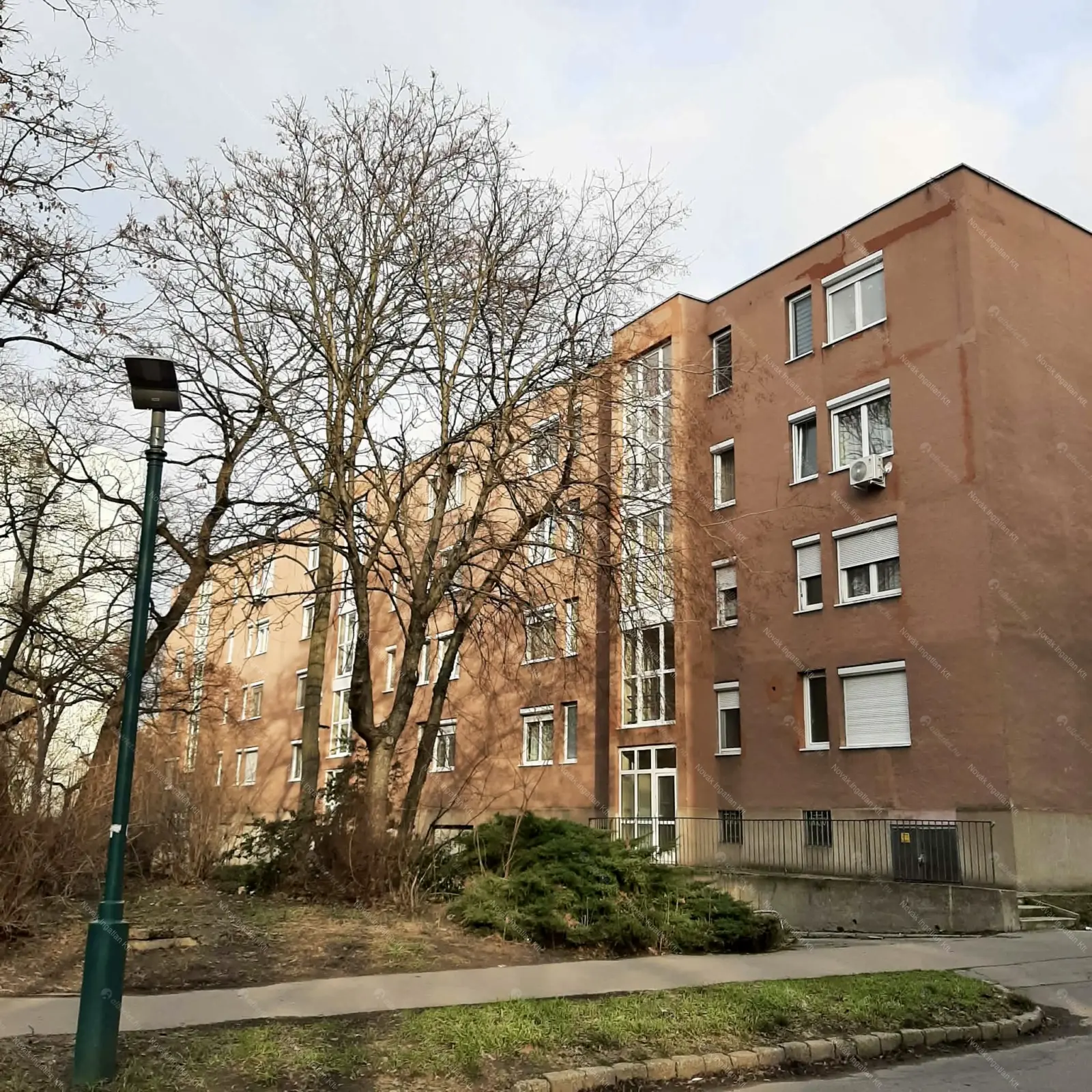 Kiadó albérlet 255000 Ft/hó áron: Budapest, XIV. kerület  Rákosszeg park. Mérete: 55 nm, 2 szobás | Alberlet.hu - 6672280