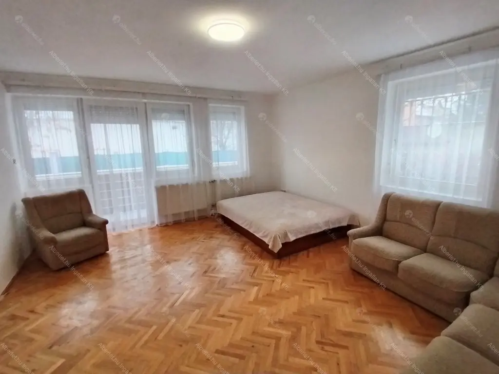 Kiadó albérlet 279000 Ft/hó áron: Budapest, XIV. kerület  Ráskay Lea utca. Mérete: 69 nm, 2 szobás | Alberlet.hu - 6640798