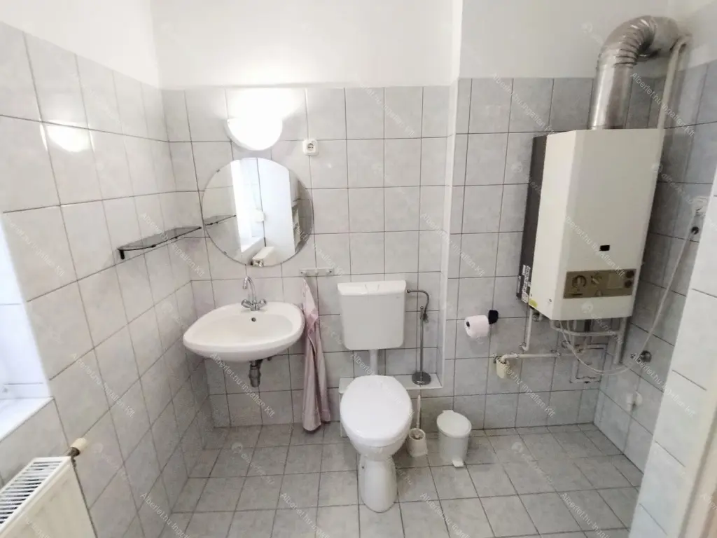 Kiadó albérlet 279000 Ft/hó áron: Budapest, XIV. kerület  Ráskay Lea utca. Mérete: 69 nm, 2 szobás | Alberlet.hu - 6640813