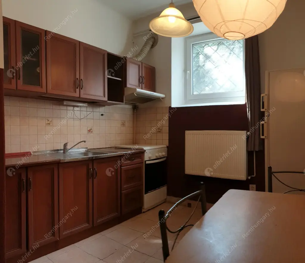 Kiadó albérlet 150000 Ft/hó áron: Budapest, XIV. kerület  Róna utca. Mérete: 32 nm, 1 szobás | Alberlet.hu - 5823078