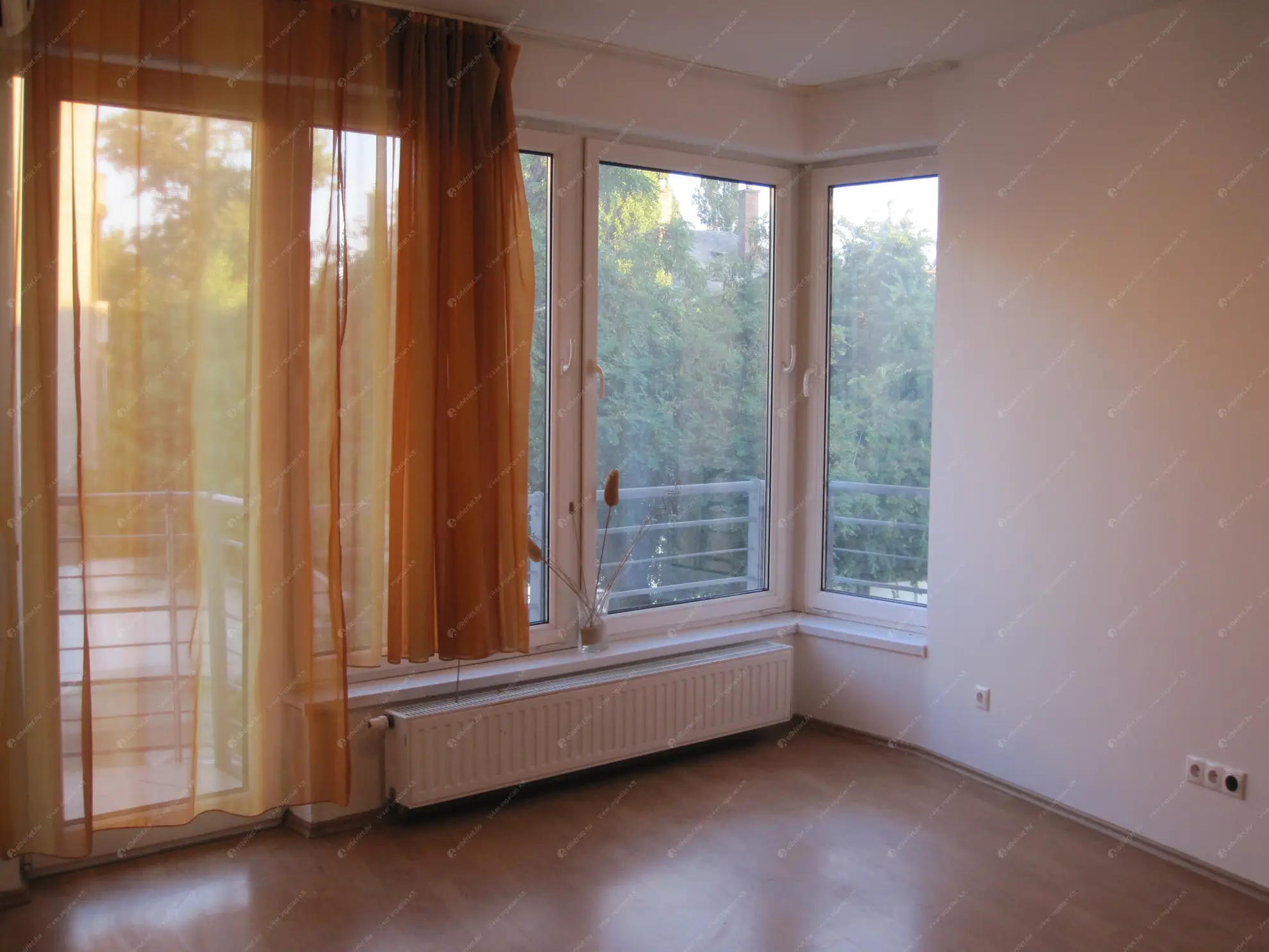 Kiadó albérlet 230000 Ft/hó áron: Budapest, XIV. kerület  Stefánia út. Mérete: 40 nm, 2 szobás | Alberlet.hu - 6622862