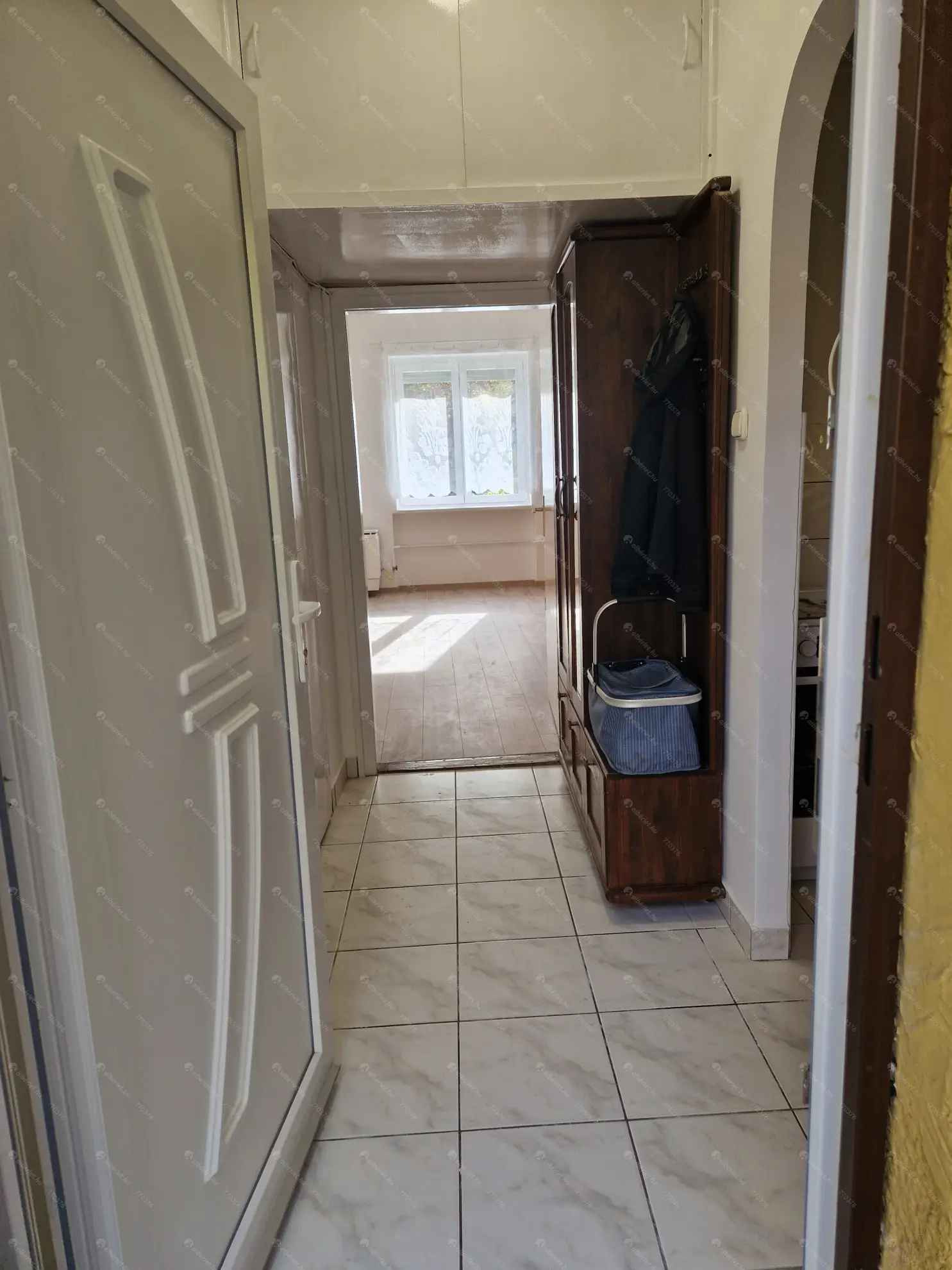 Kiadó albérlet 210000 Ft/hó áron: Budapest, XIV. kerület  Szervián utca. Mérete: 40 nm, 1 szobás | Alberlet.hu - 6571357