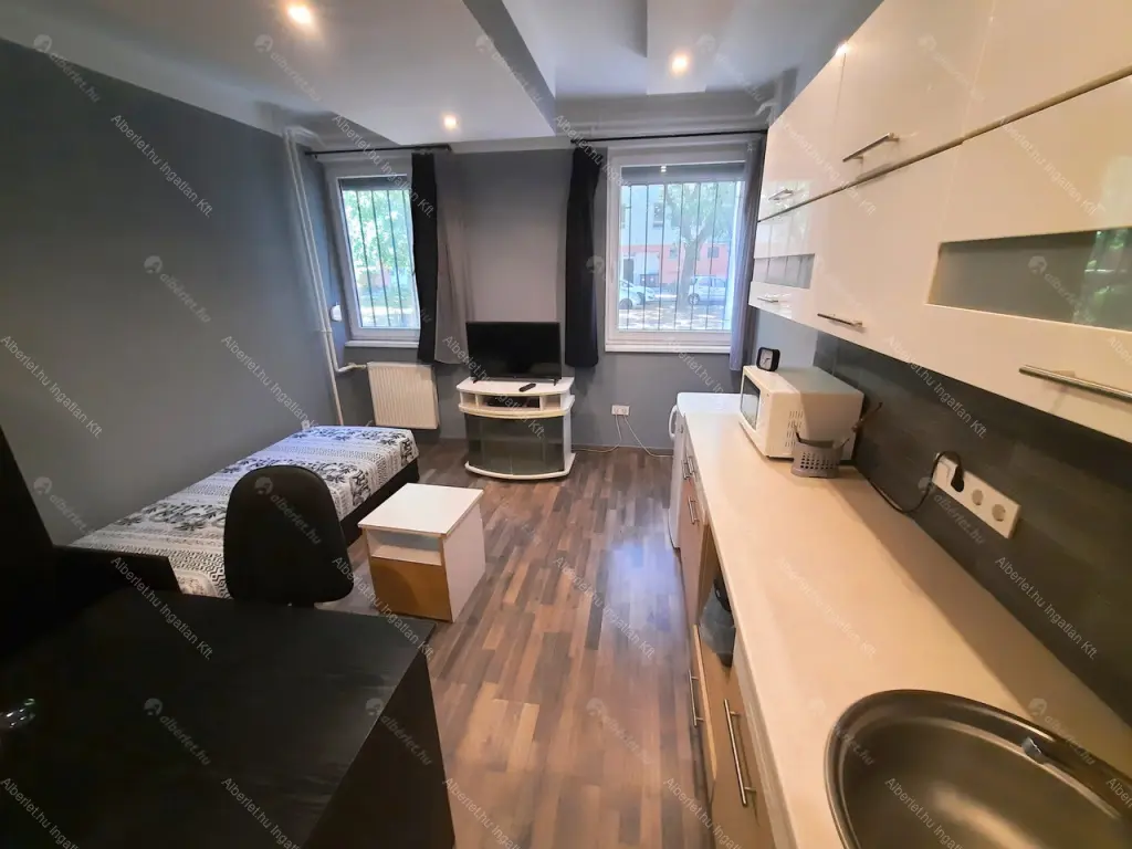 Kiadó albérlet 180000 Ft/hó áron: Budapest, XIV. kerület  Szikszó park. Mérete: 20 nm, 1 szobás | Alberlet.hu - 6680715