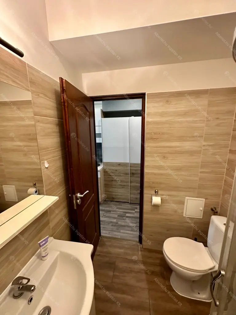 Kiadó albérlet 180000 Ft/hó áron: Budapest, XIV. kerület  Szikszó park. Mérete: 20 nm, 1 szobás | Alberlet.hu - 6680718