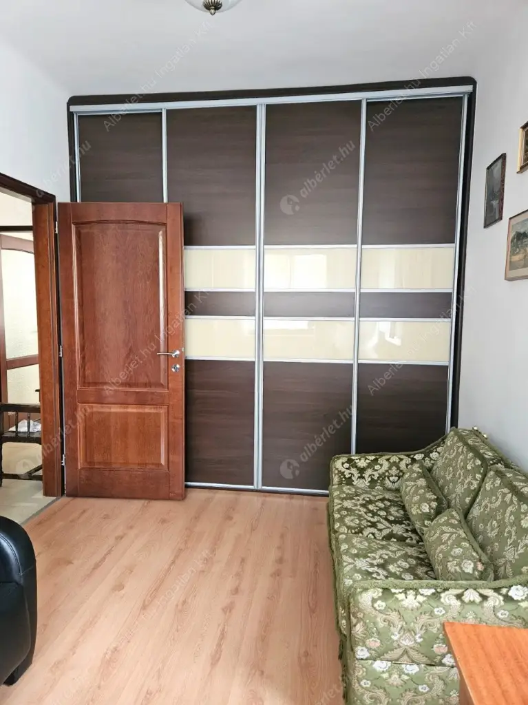 Kiadó albérlet 550000 Ft/hó áron: Budapest, XIV. kerület  Szugló utca. Mérete: 103 nm, 4 szobás | Alberlet.hu - 6571259