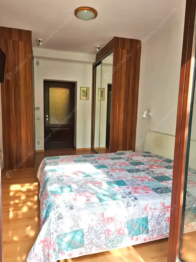 Kiadó albérlet 500000 Ft/hó áron: Budapest, XIV. kerület  Szugló utca. Mérete: 103 nm, 4 szobás | Alberlet.hu - 6614333