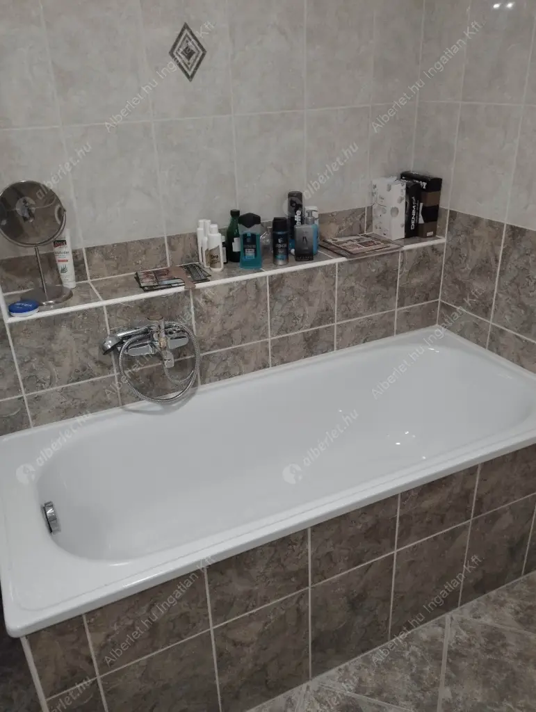 Kiadó albérlet 240000 Ft/hó áron: Budapest, XIV. kerület  Szugló utca. Mérete: 53 nm, 2 szobás | Alberlet.hu - 6612653