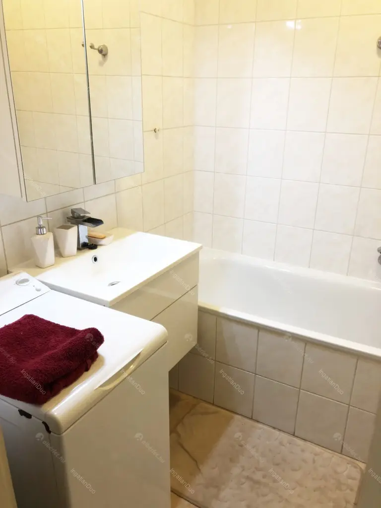 Kiadó albérlet 200000 Ft/hó áron: Budapest, XIV. kerület  Tábornok utca. Mérete: 35 nm, 1 szobás | Alberlet.hu - 4807735