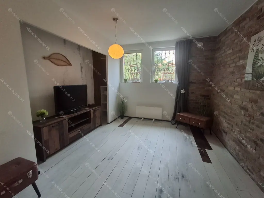 Kiadó albérlet 220000 Ft/hó áron: Budapest, XIV. kerület  Telepes utca. Mérete: 35 nm, 1 szobás | Alberlet.hu - 6677804