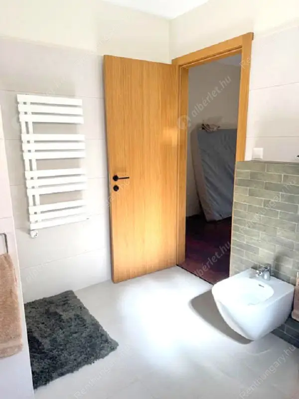 Kiadó albérlet 510000 Ft/hó áron: Budapest, XIV. kerület  Torontál utca. Mérete: 110 nm, 4 szobás | Alberlet.hu - 6616735