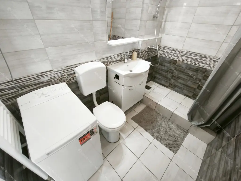 Kiadó albérlet 250000 Ft/hó áron: Budapest, XIV. kerület  Újváros park. Mérete: 46 nm, 2 szobás | Alberlet.hu - 6671705