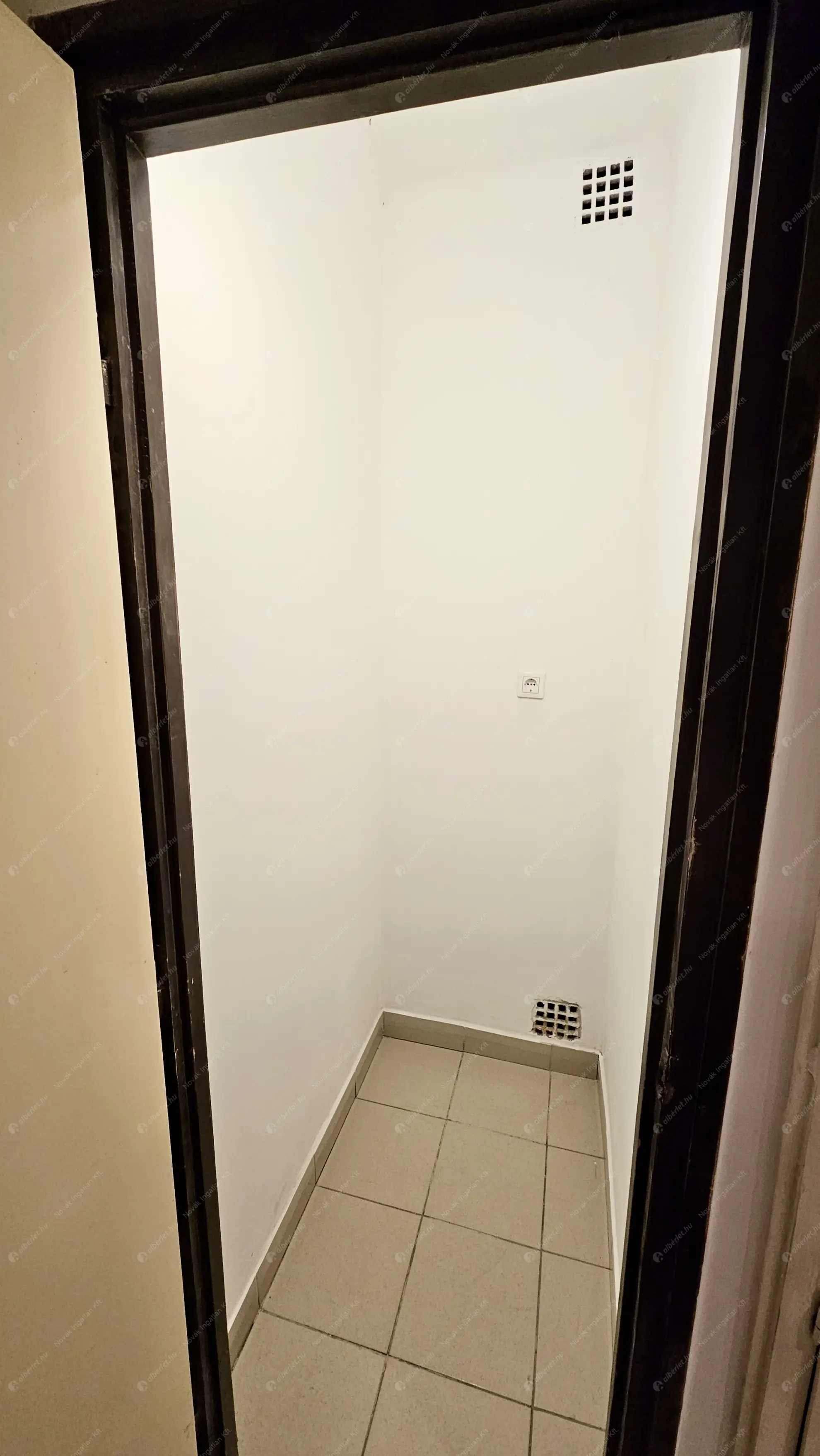 Kiadó albérlet 240000 Ft/hó áron: Budapest, XIV. kerület  Vezseny utca. Mérete: 49 nm, 2 szobás | Alberlet.hu - 6635979