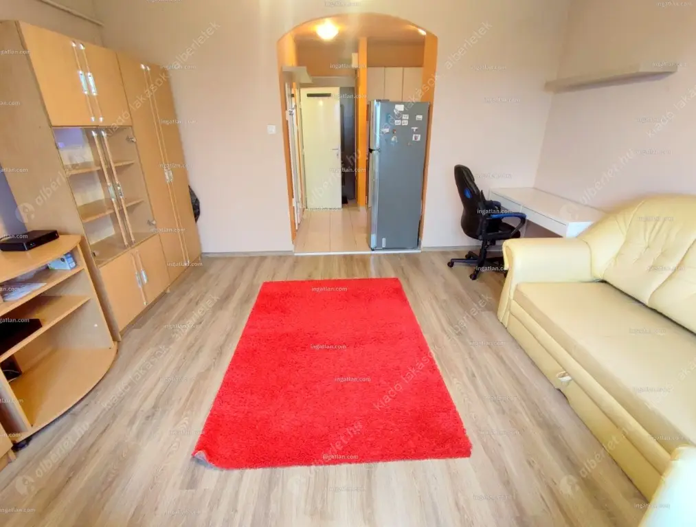 Kiadó albérlet 175000 Ft/hó áron: Budapest, XIV. kerület  Zászlós utca. Mérete: 31 nm, 1 szobás | Alberlet.hu - 6634579