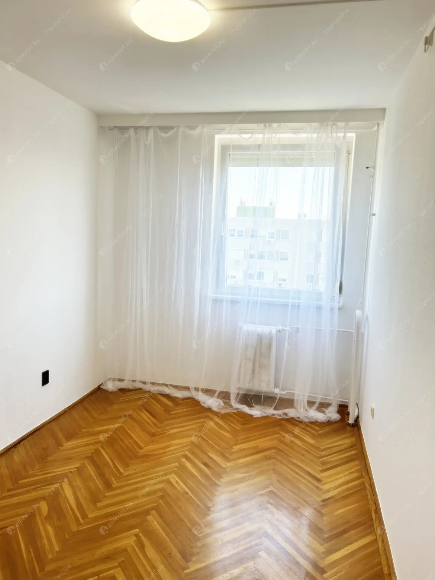 Kiadó albérlet 200000 Ft/hó áron: Budapest, XIV. kerület  Zsálya utca. Mérete: 46 nm, 1 szobás | Alberlet.hu - 6053925