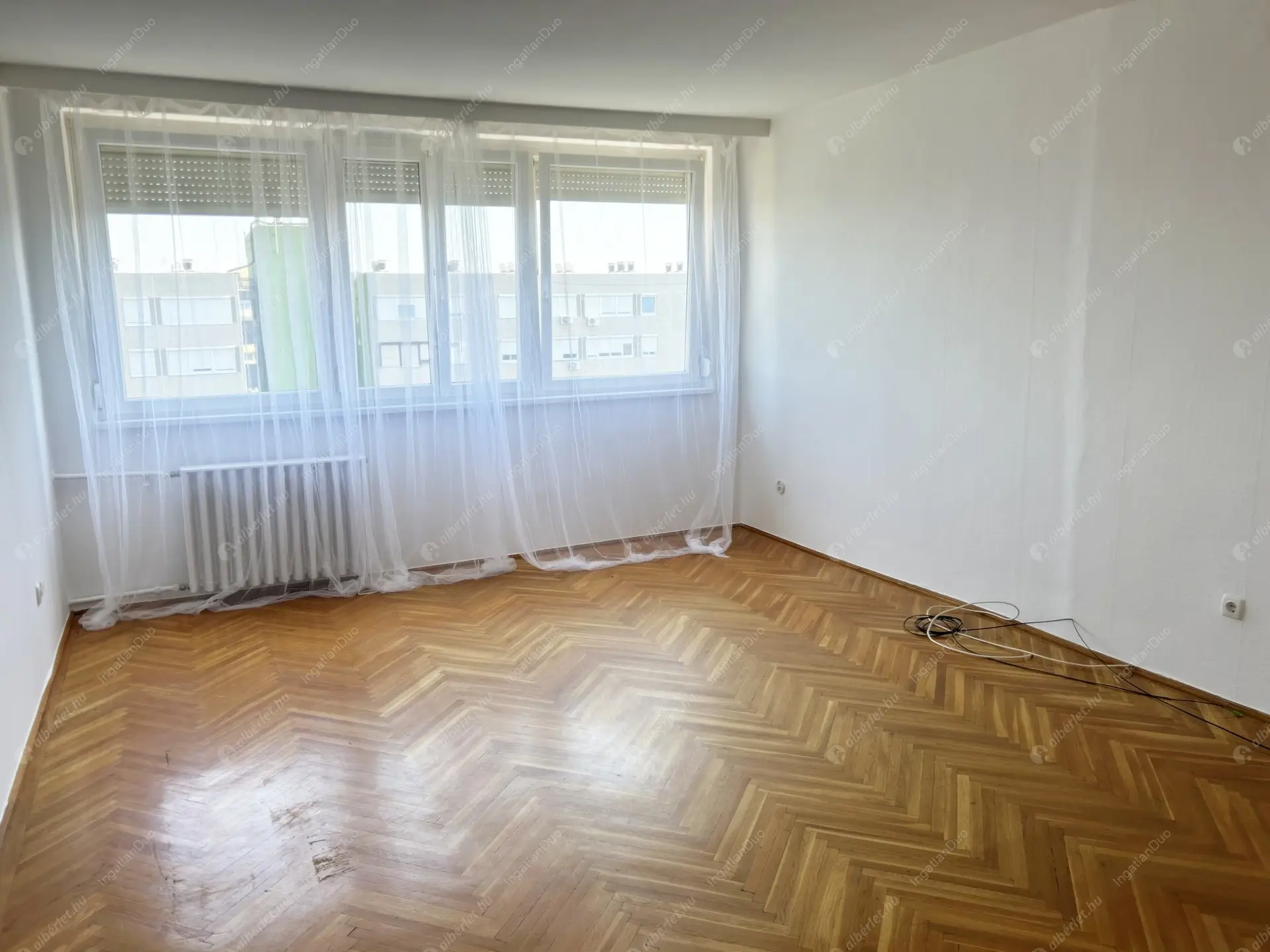 Kiadó albérlet 200000 Ft/hó áron: Budapest, XIV. kerület  Zsálya utca. Mérete: 46 nm, 1 szobás | Alberlet.hu - 6053936