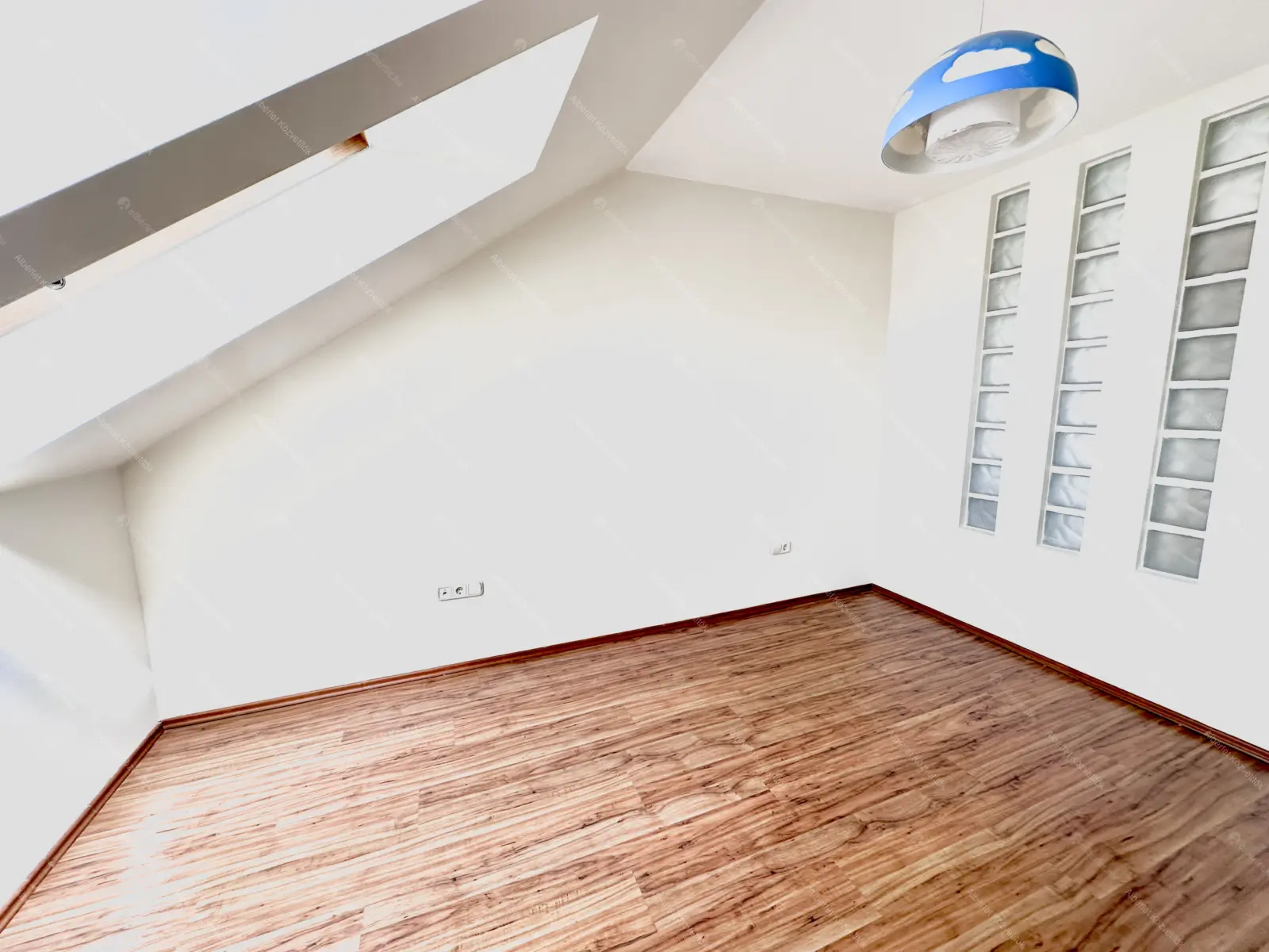 Kiadó albérlet 380000 Ft/hó áron: Budapest, XIV. kerület  Zsolnay Vilmos utca. Mérete: 85 nm, 3 szobás | Alberlet.hu - 6696898