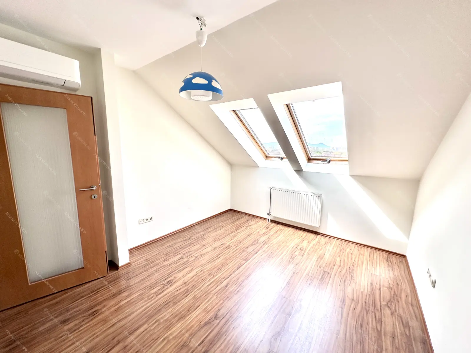 Kiadó albérlet 380000 Ft/hó áron: Budapest, XIV. kerület  Zsolnay Vilmos utca. Mérete: 85 nm, 3 szobás | Alberlet.hu - 6696899