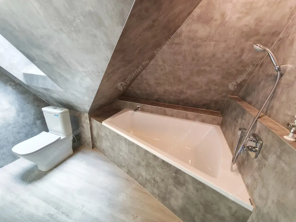 Kiadó albérlet 400000 Ft/hó áron: Budapest, XIX. kerület  Bercsényi utca. Mérete: 90 nm, 1 szobás | Alberlet.hu - 6530749